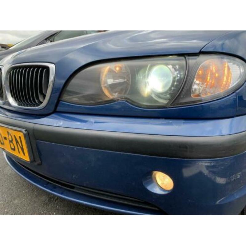 BMW 3-Serie 2.0 I 318 Touring 2003 Blauw