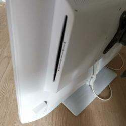 Salora 24 inch lcd TV met ingebouwde dvd speler.