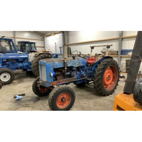 Ford majer