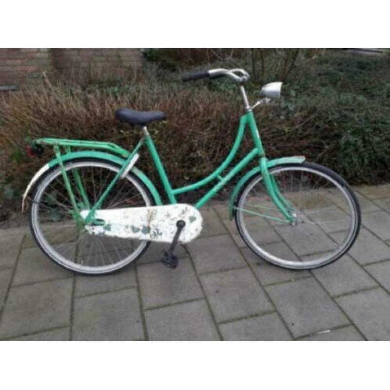 te koop meisjes omafiets 24inch en framemaat43 terugtraprem