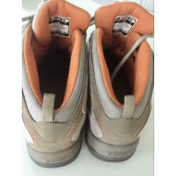 39??HIKING wandel schoenen??HI-TEC??nieuw 99,00