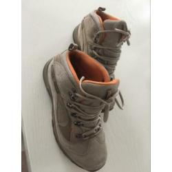 39??HIKING wandel schoenen??HI-TEC??nieuw 99,00