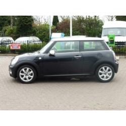 Mini Cooper D Pepper /bj2009/airco/203483km/boekjes/nap