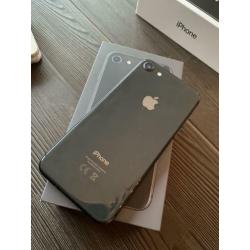 IPhone 8 64GB zwart