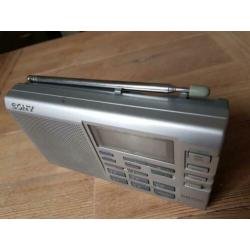 Nette Sony radio / wereldontvanger