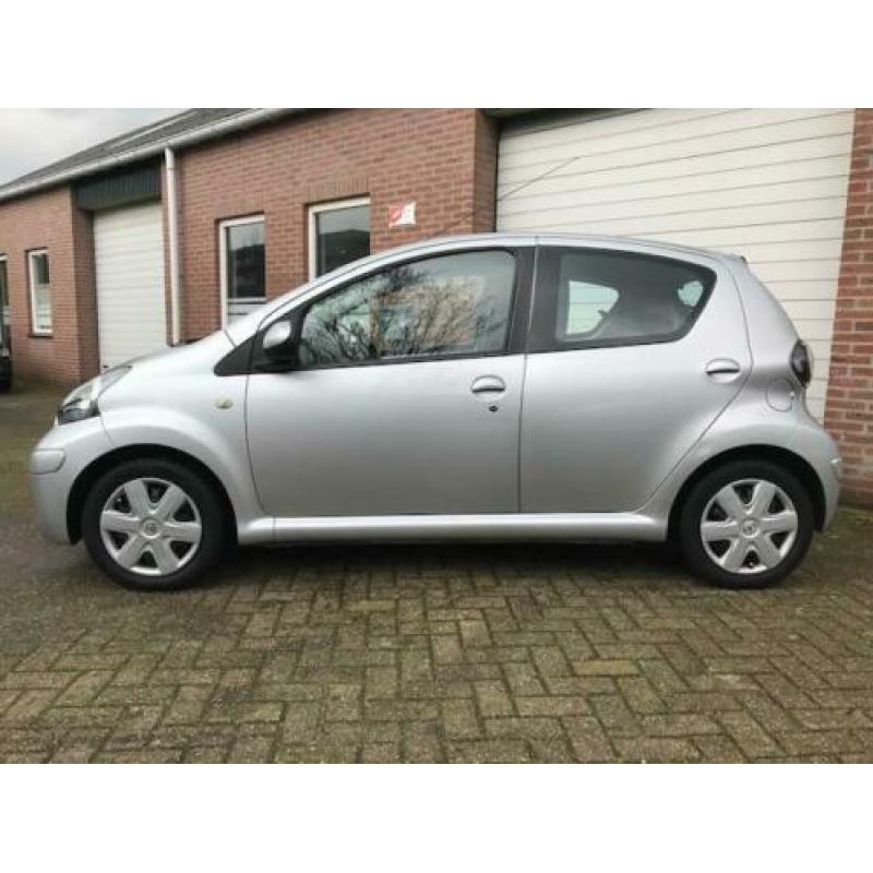 Toyota Aygo 1.0-12V Comfort airco 5 deurs