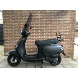 Agm vx50. Super nette scooter