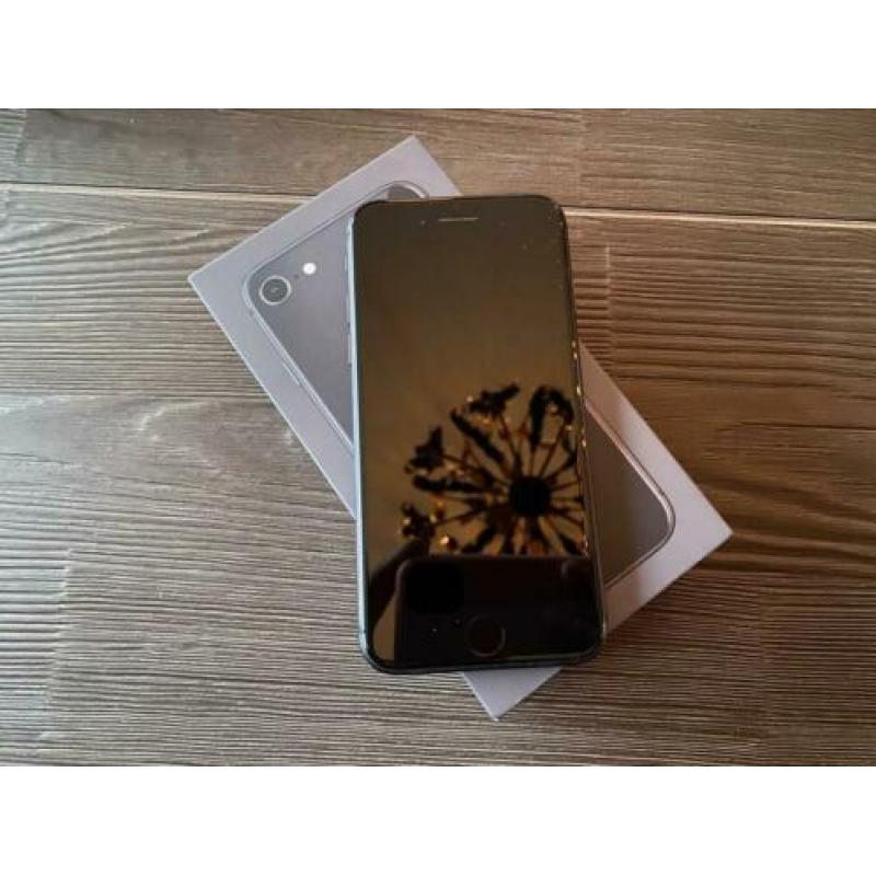 IPhone 8 64GB zwart