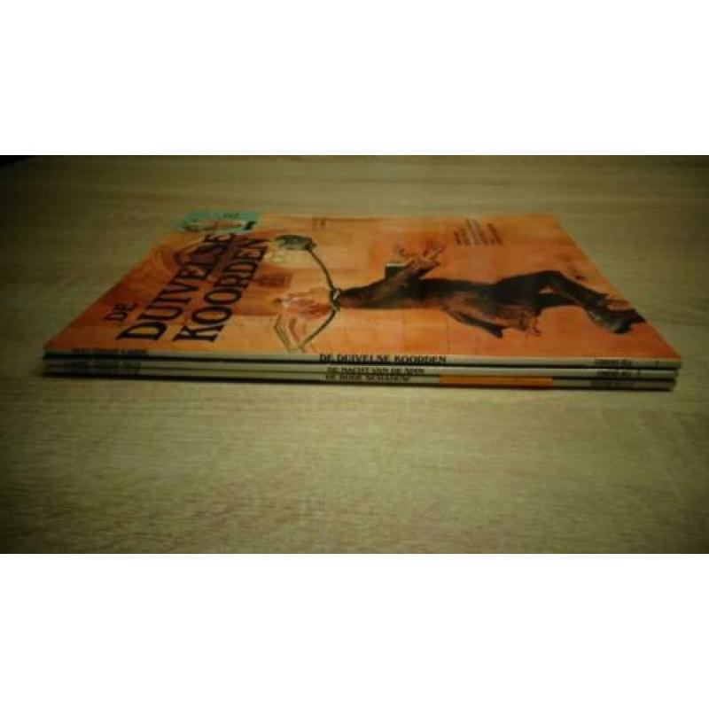 Bell Edmund stripboeken 3 stuks zgan staat