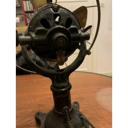 Zeldzame ventilator uit 1900
