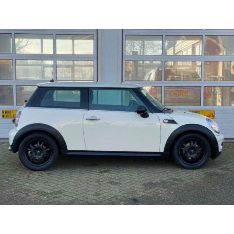 Mini ONE COOPER PEPPER 1.4 VTI ?95PK AURCO MOOIE AUTO!