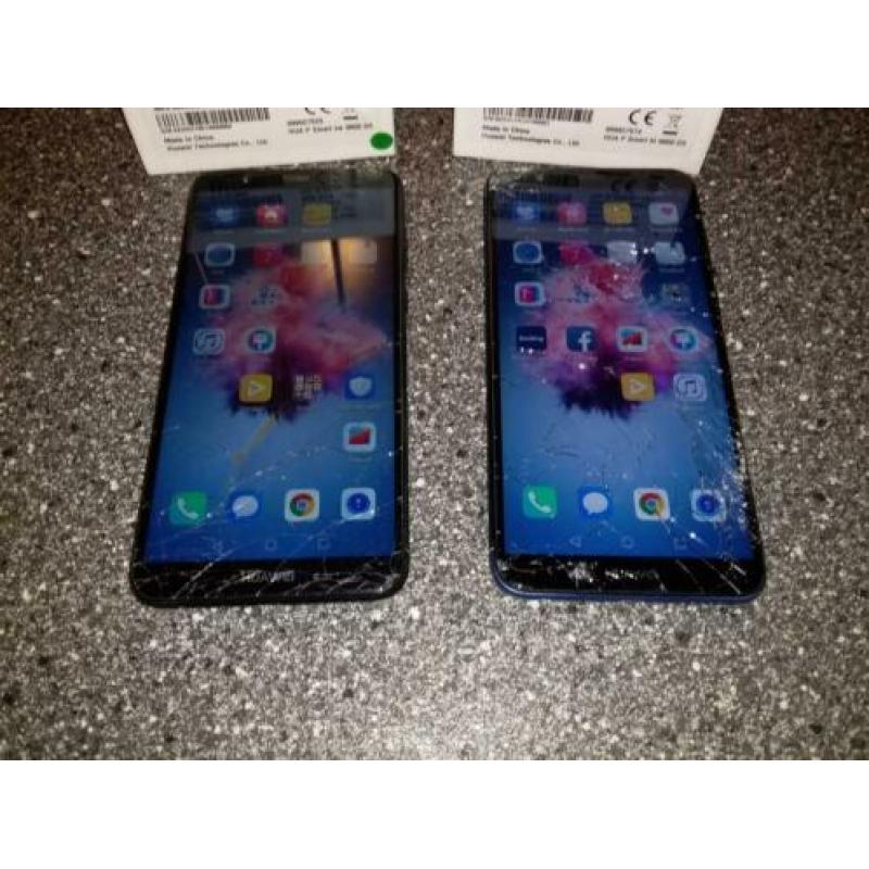 2X Huawei P Smart 1x blauw en 1x zwart. €60 p/st. 2 voor 100