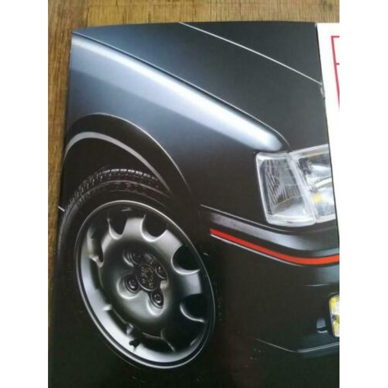 Peugeot 205 GTi folder uit 1993 prachtige staat