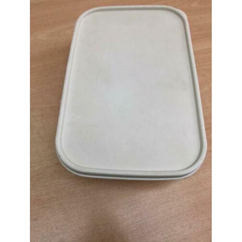 Te koop Tupperware doos