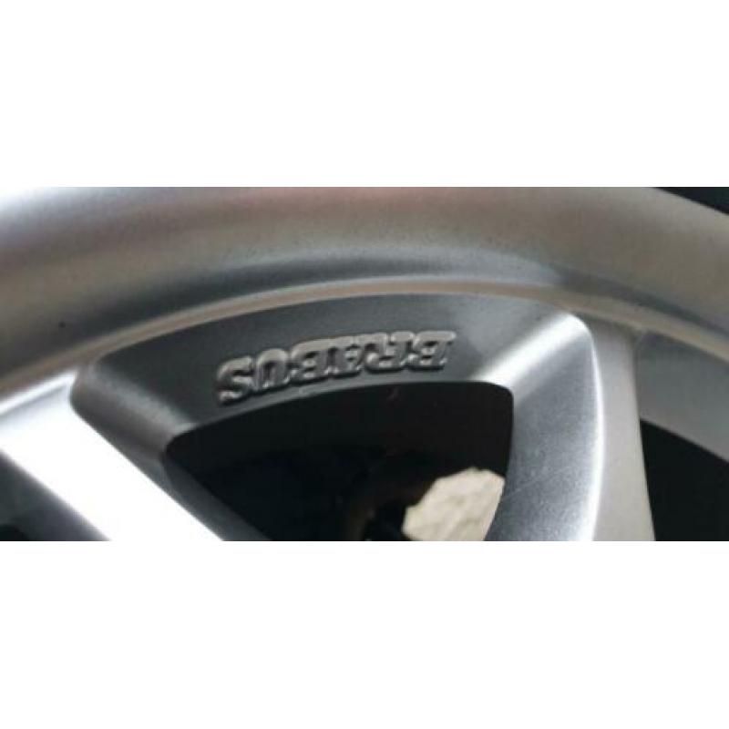 Mercedes A200
