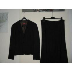 TAIFUN zwarte krijtstreep pak blazer + rok mt 42/44. ZGAN!