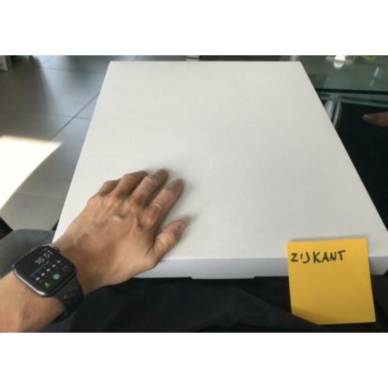NIEUW: Designed by Apple in California ( large editie )