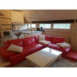 Te huur, kamer, etage.