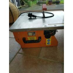 zaagtafel voor tegels