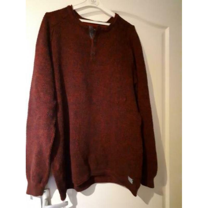te koop z.g.a.n. mooie heren trui XXL