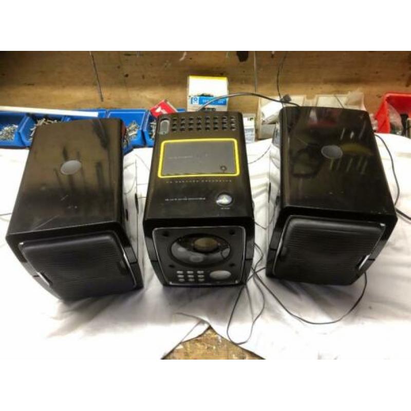 Philips Radio/Cd speler met boxen: MC 320/22
