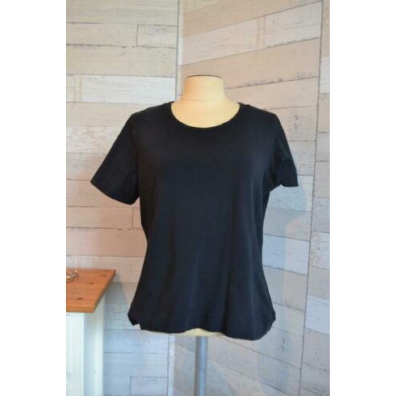 promiss zwart basic shirtje van stretch katoen M/L -- K434
