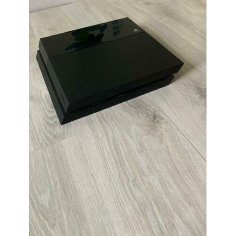 PlayStation 4 500GB inclusief gta 5