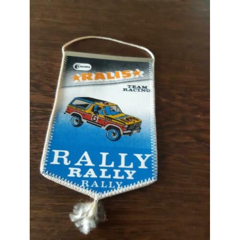 Oude rally vaantjes