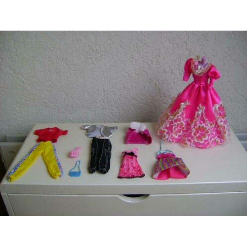 10 del barbie set met lange roze galajurk jas tas shirt broe
