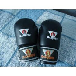 *bokshandschoenen Matsuru*14-oz*