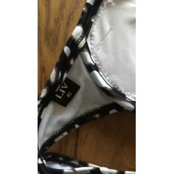 Mooie zwart wit bikini maat 40/42 85B
