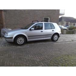 Volkswagen Golf 1.6 75KW AUT 2000 Grijs