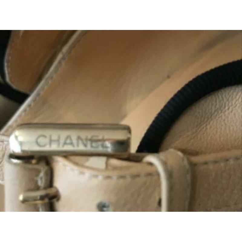 Chanel schoenen classic two tone. Maat 41.