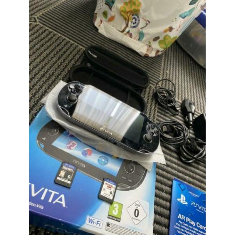 PlayStation ps vita met extras