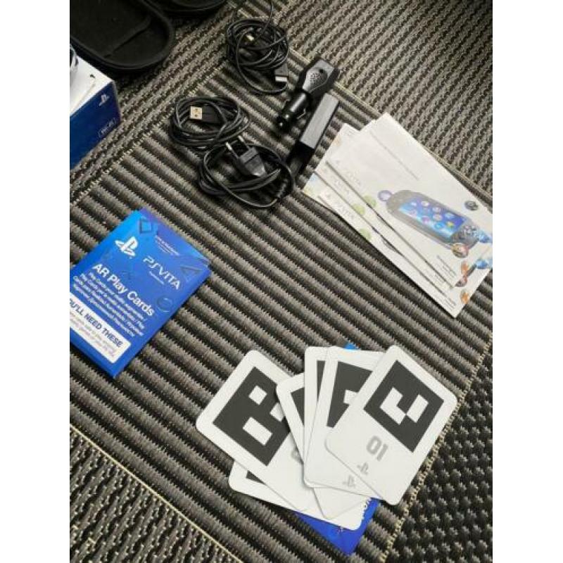 PlayStation ps vita met extras