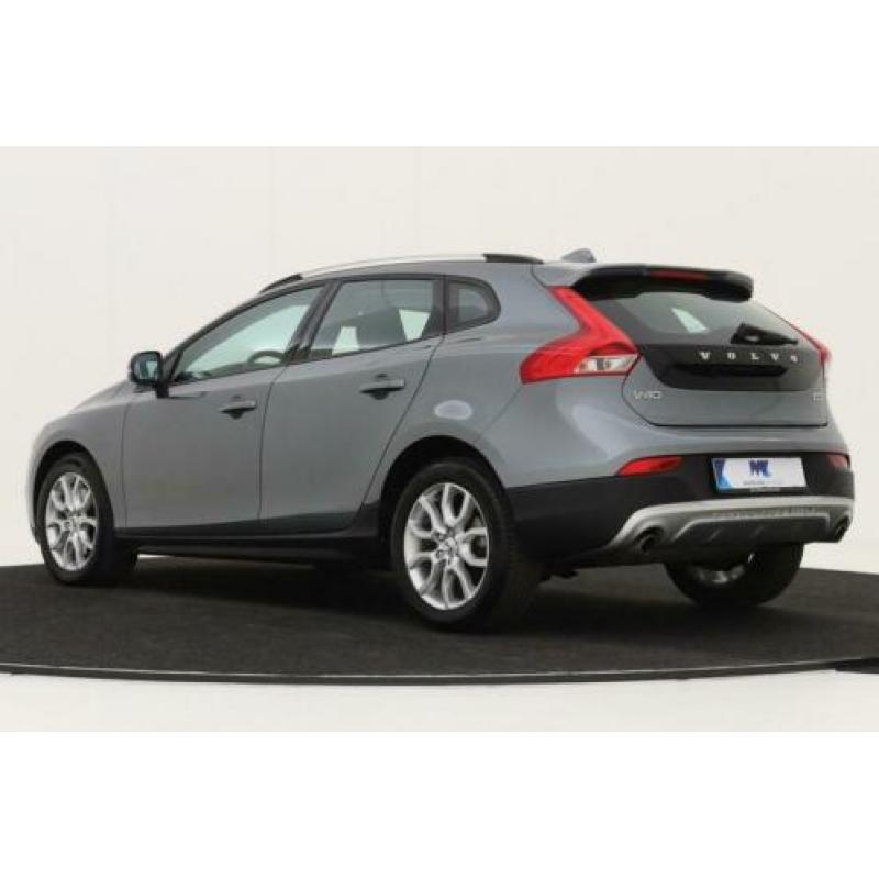 Volvo V40 CC Cross Country 2.0 D3 Momentum | Stoelverwarming