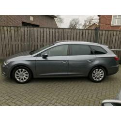 Seat Leon ST 1.6 TDI H6 Ecomotive Lease Sport Navigatie, 1/2