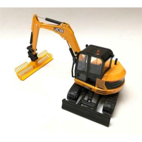 JCB 86 C1 minikraan Britains met Herder maaikorf