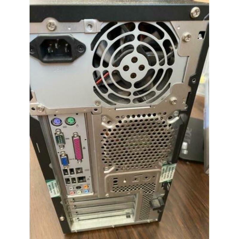 Oude computer te koop