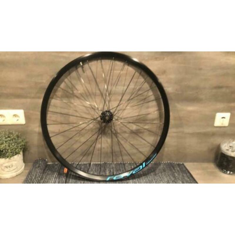 Specialized Roval traverse 29 30mm