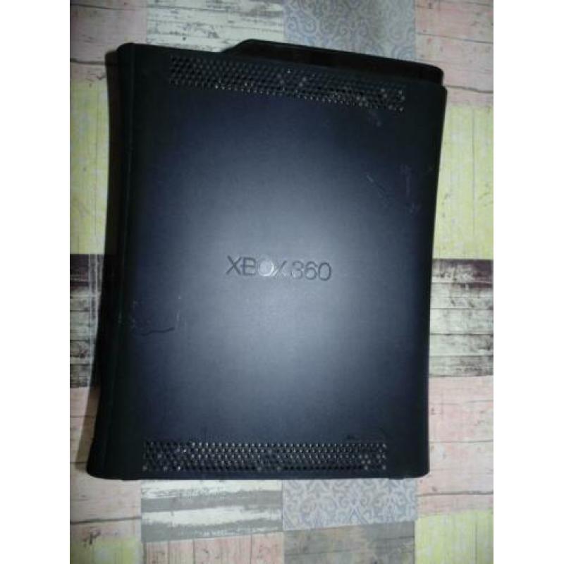 2 keer een Xbox 360 te koop