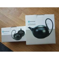Bredemeijer Jasmine Tea Pot and Sugar & Creamer set