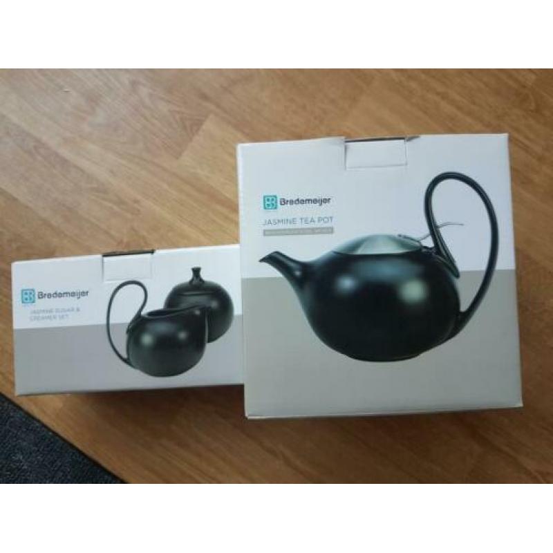 Bredemeijer Jasmine Tea Pot and Sugar & Creamer set