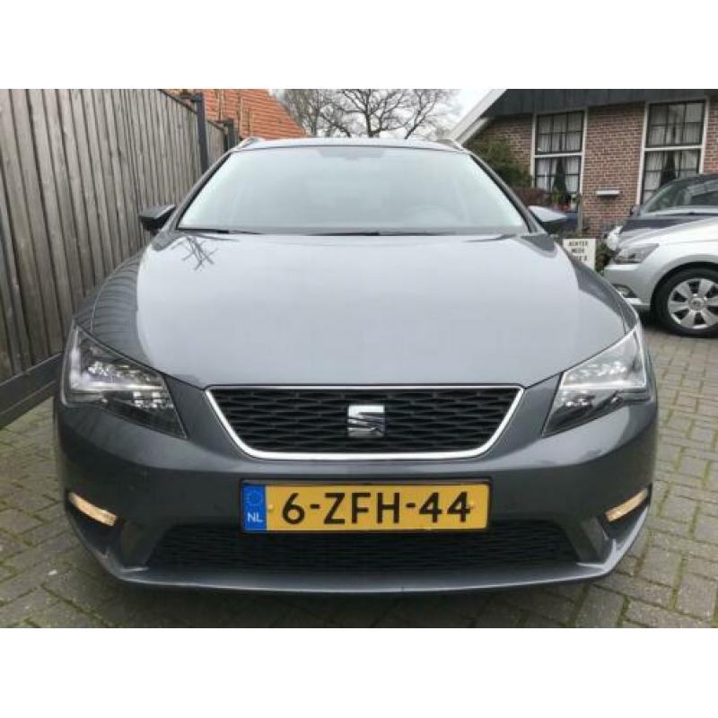 Seat Leon ST 1.6 TDI H6 Ecomotive Lease Sport Navigatie, 1/2
