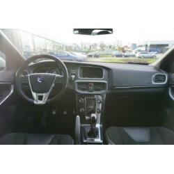 Volvo V40 2.0 D2 R-DESIGN BUSINESS SPORT XENON TREKHAAK WIT