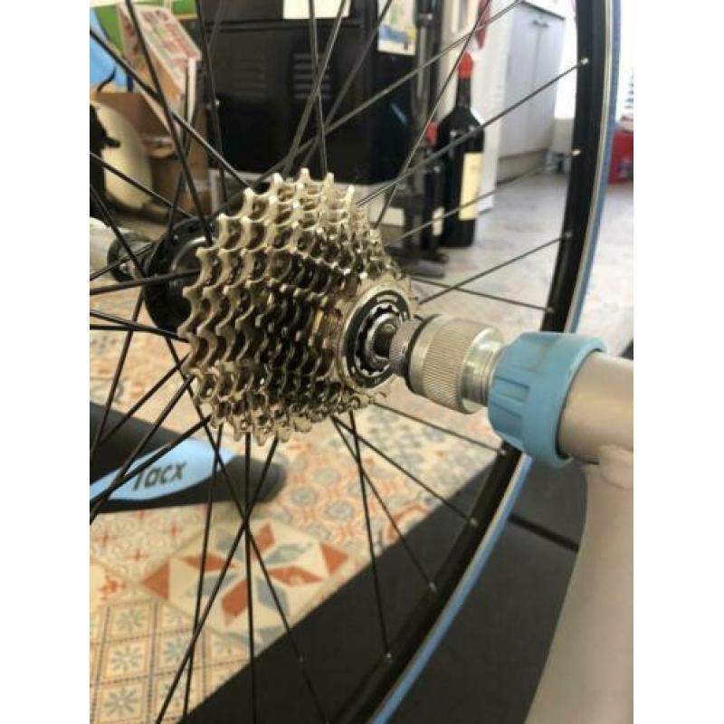 Tacx Genius trainer