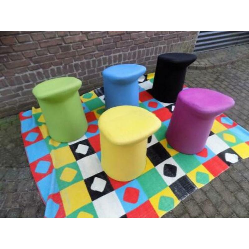 Geel artifort lilla kruk patrick norguet design retro vintag