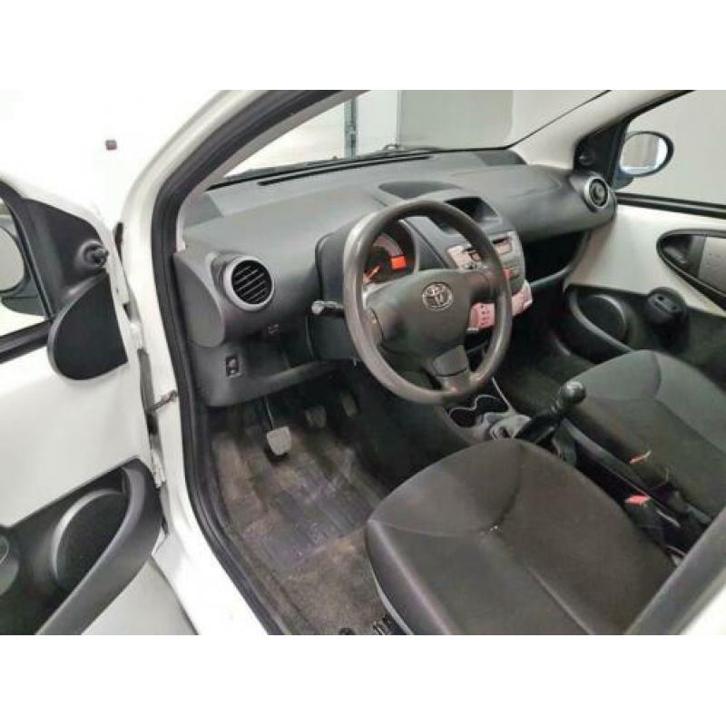 Toyota Aygo 1.0 VVT-i Airco (bj 2013)