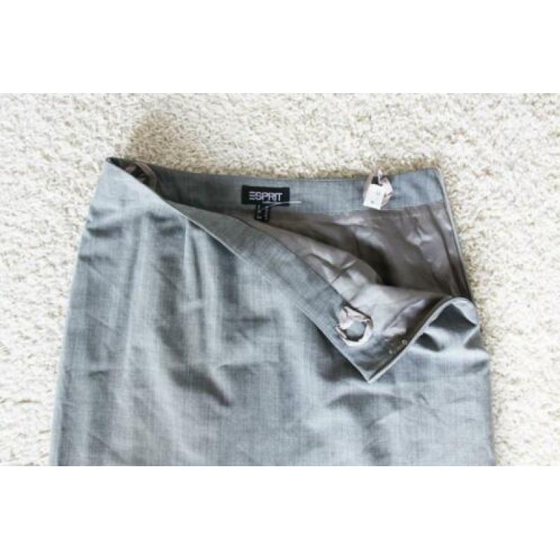 Esprit Rokje7 (Maat 38)
