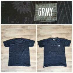 GRMY T-shirt Maat L